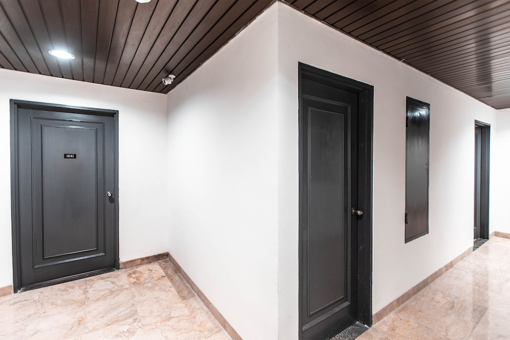 Super OYO Townhouse 1 Hotel Salemba 24/38