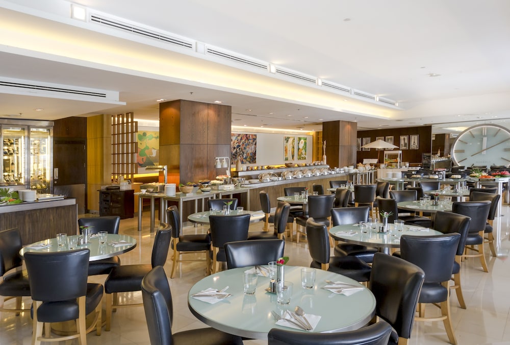 The Davis Bangkok 64/80