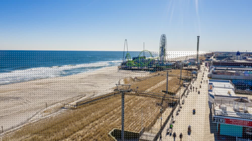 Boardwalk Sand & Surf Inn Oceanfront 31/55