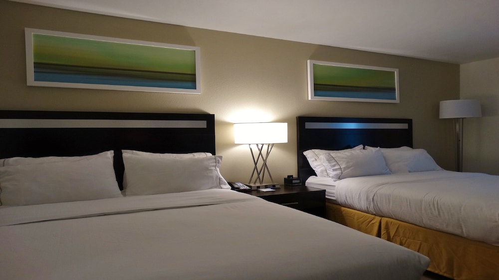 Holiday Inn Express And Suites Montgomery 20/76