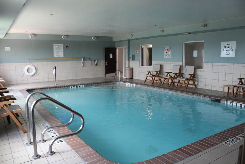 swimming pool spa