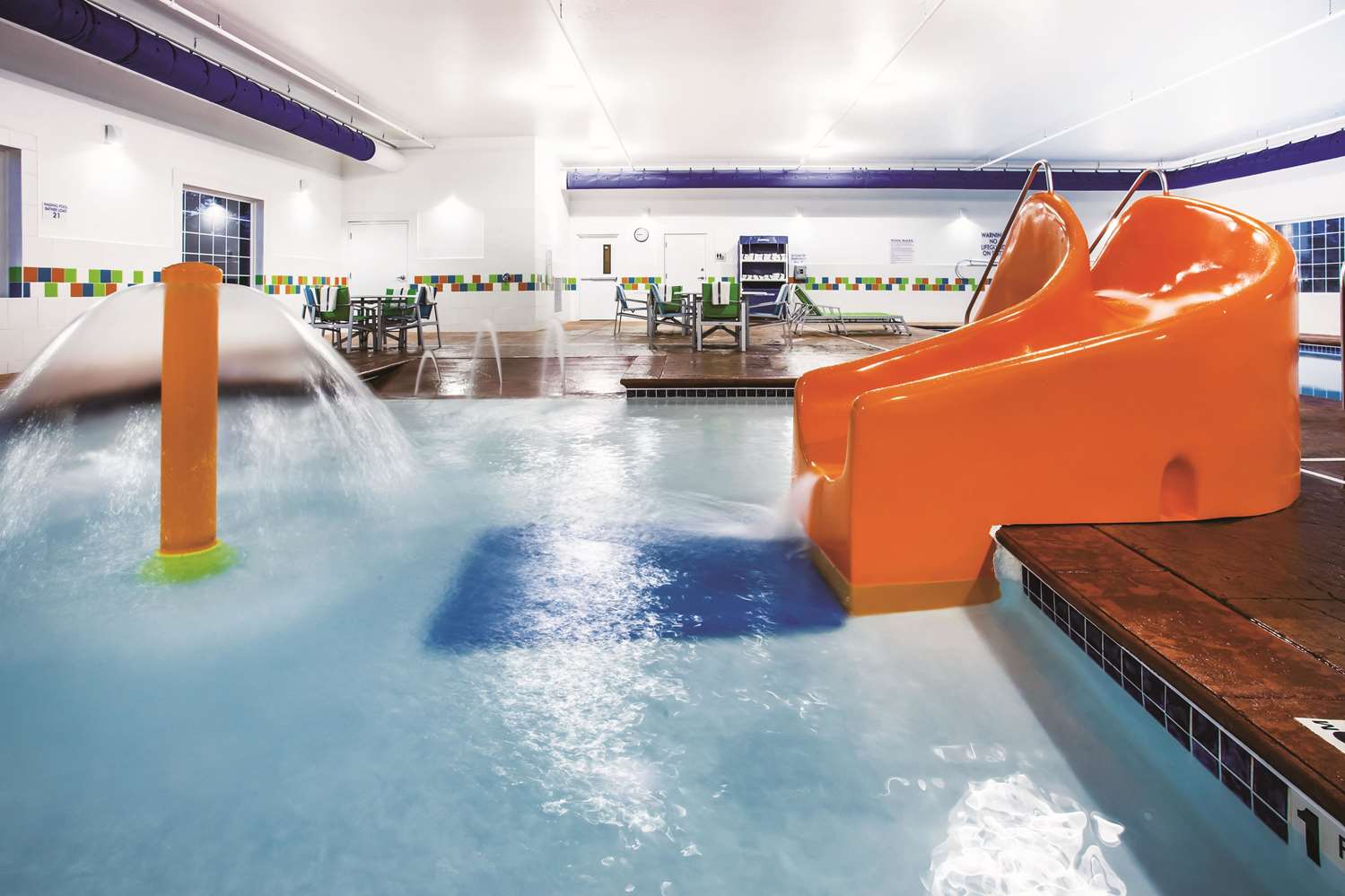La Quinta Inn & Suites by Wyndham St. Paul-Woodbury 19/46