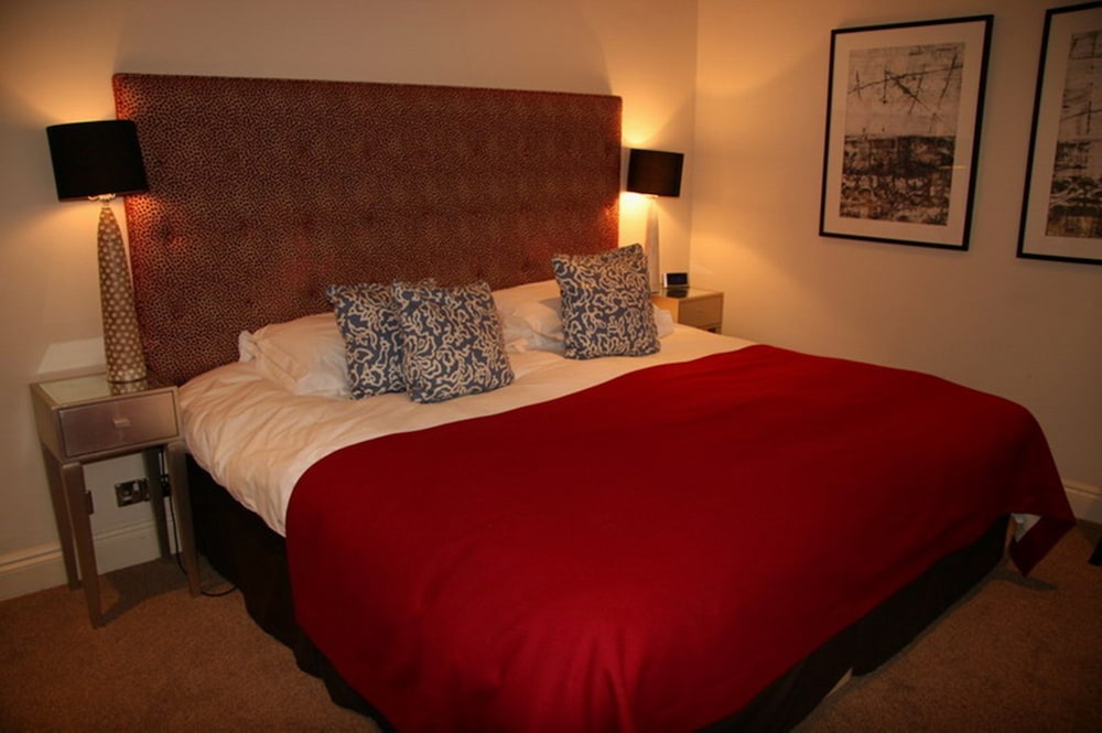 The Slaughters Country Inn 16/57