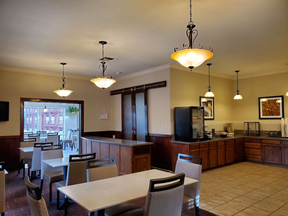 Best Western Plus Humboldt House Inn 39/44