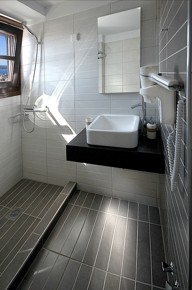 Helianthus Guesthouse 47/50
