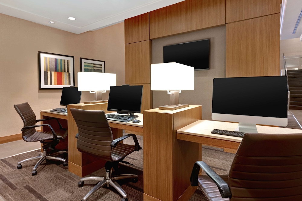 Hyatt Place Bloomington/Normal 46/56