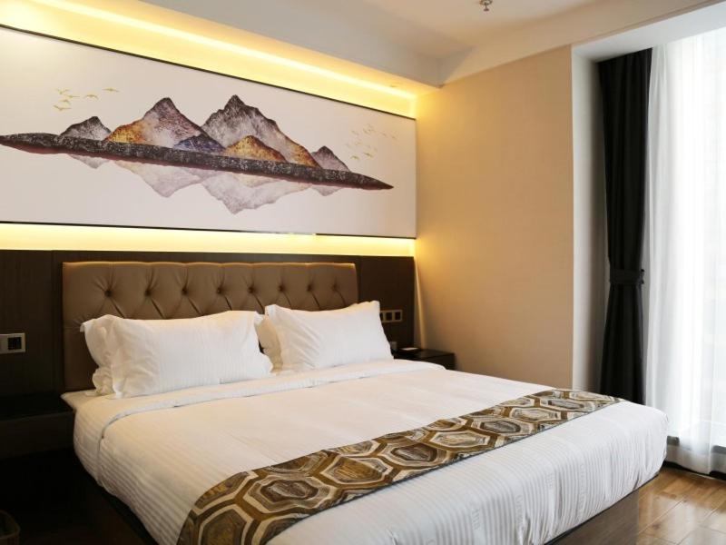 Room at VX Wuxi Huishan District Luoshe Town Luocheng Avenue Hotel, WUXI