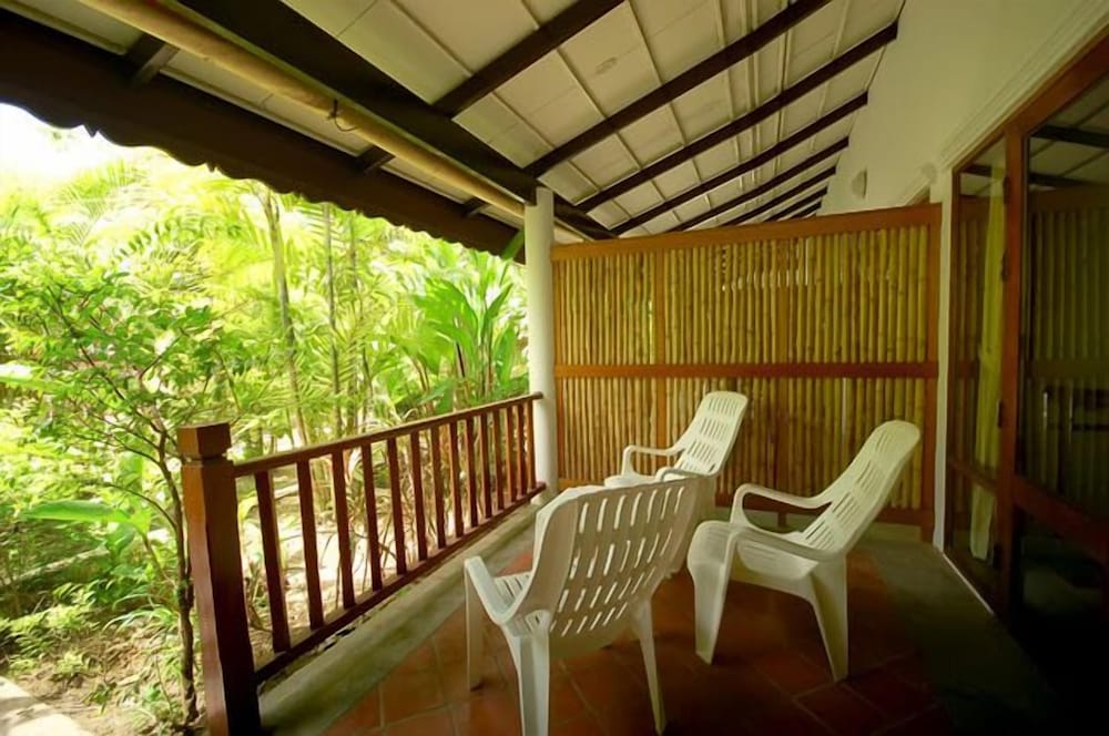 Ayara Villas 52/68