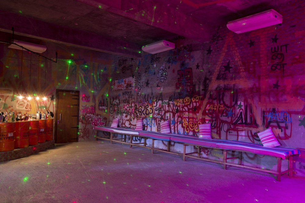 Aliya Resort And Spa 20/50