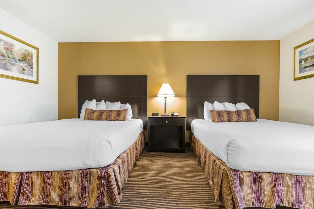 Best Western Des Plaines Inn 7/36