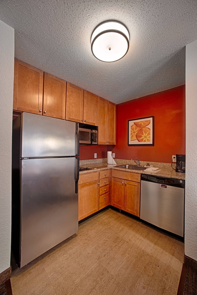 Residence Inn By Marriott Neptune At Gateway Center 4/36