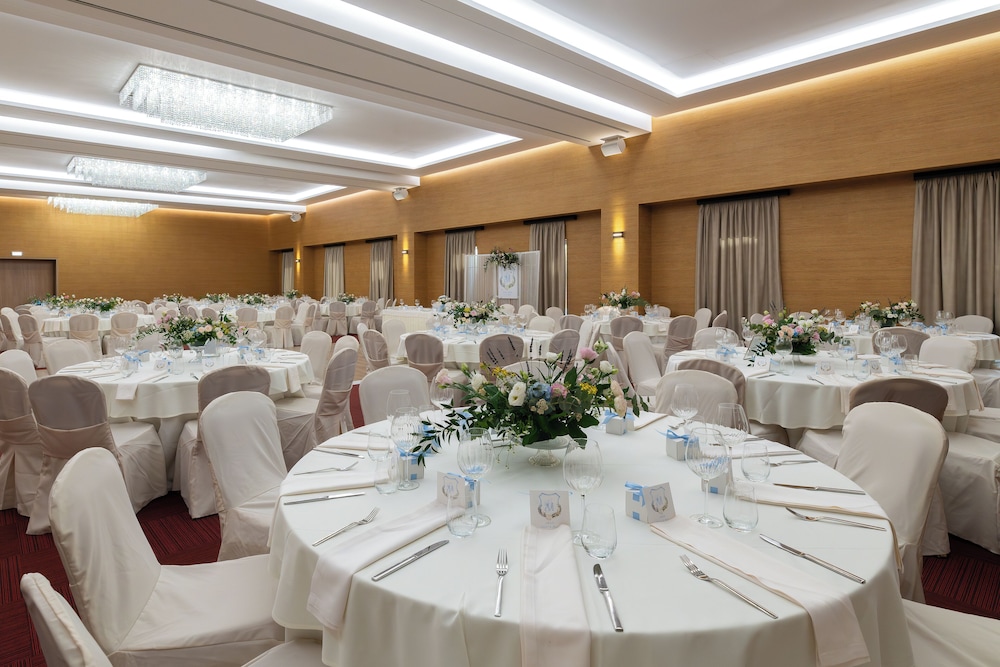 Acandia Hotel 54/63