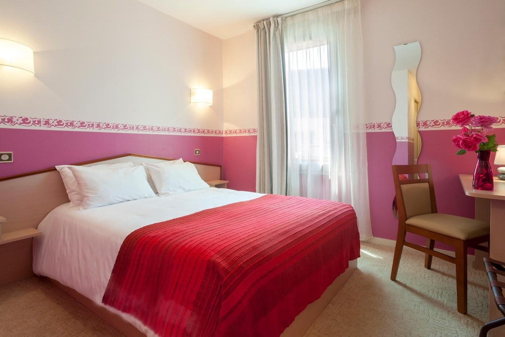The Originals City Hotel Le Lion Dorr Chinon Inter Hotel 14/76