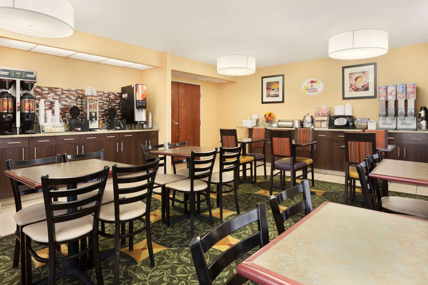 Super 8 by Wyndham Westminster Denver North 18/21
