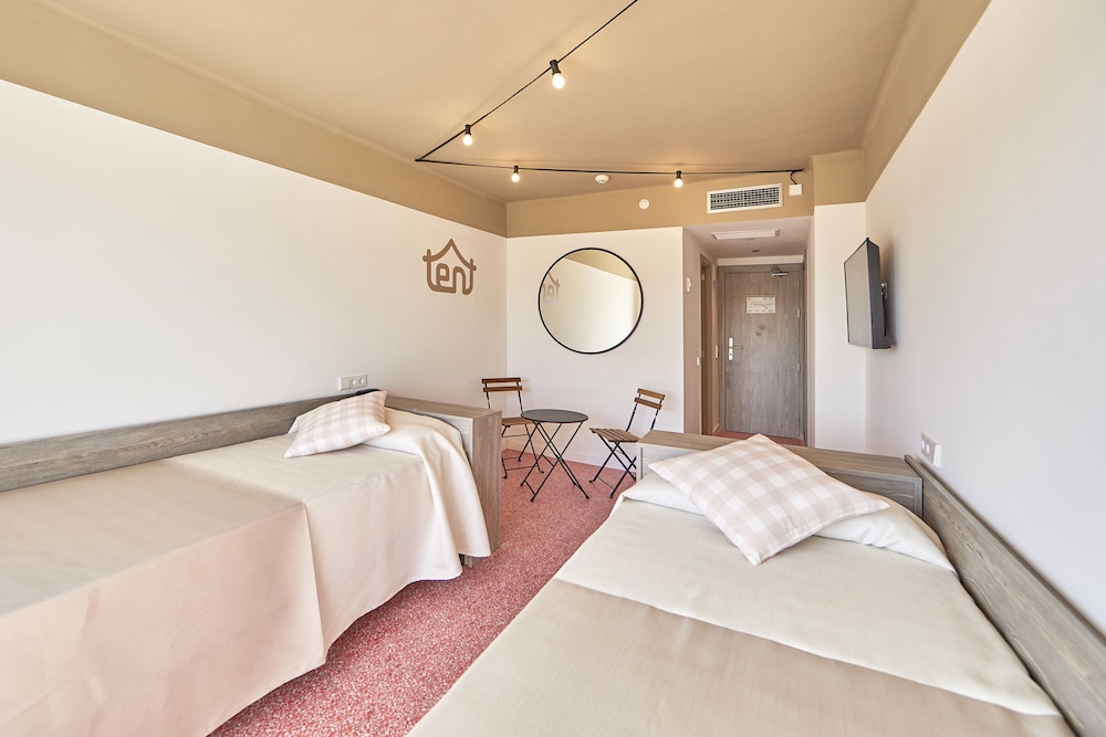 غرفة قياسية بشرفة مفردة بسرير فردي، Tent Playa de Palma 2/9