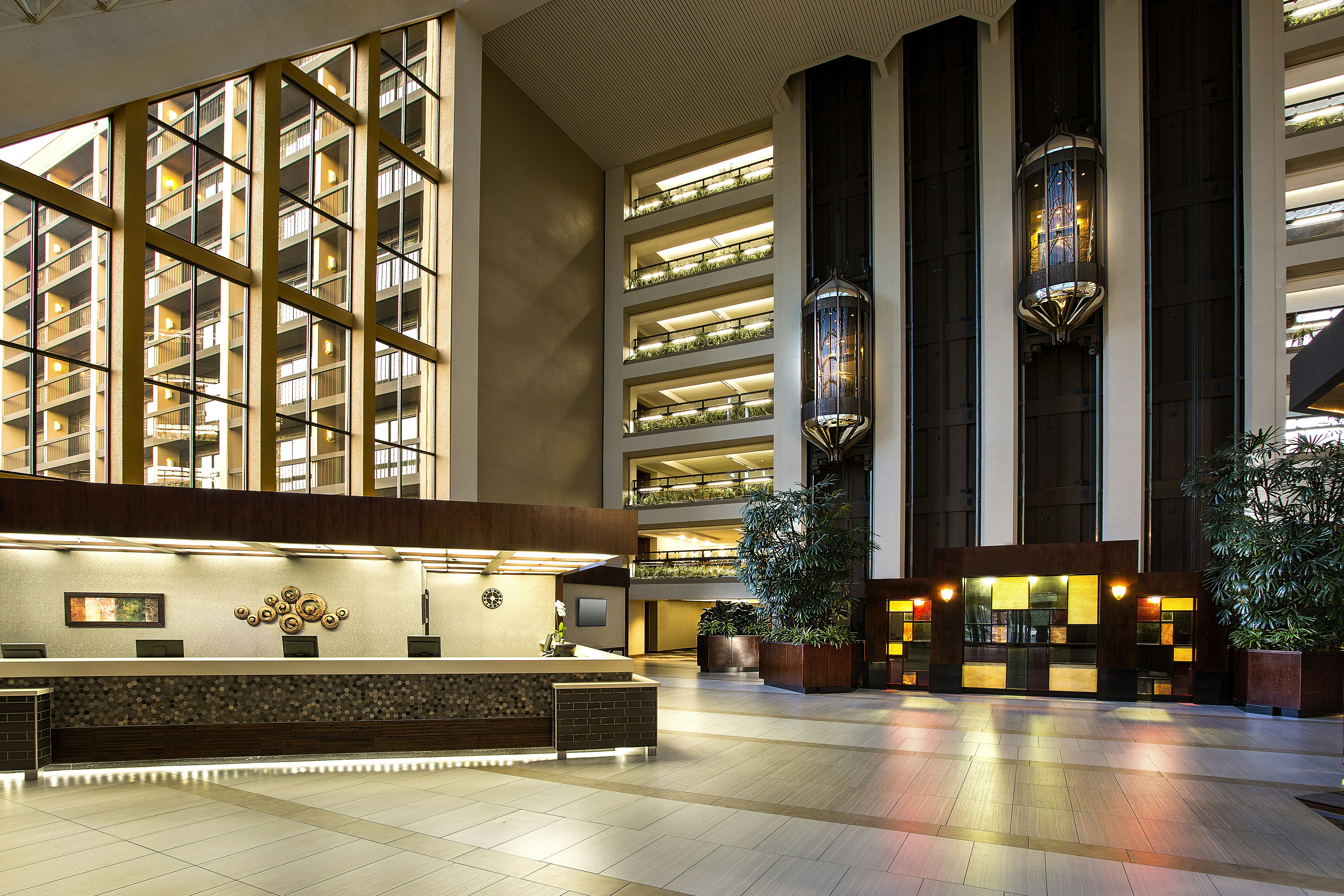 Lobby at Hilton Bellevue, BELLEVUE - WA