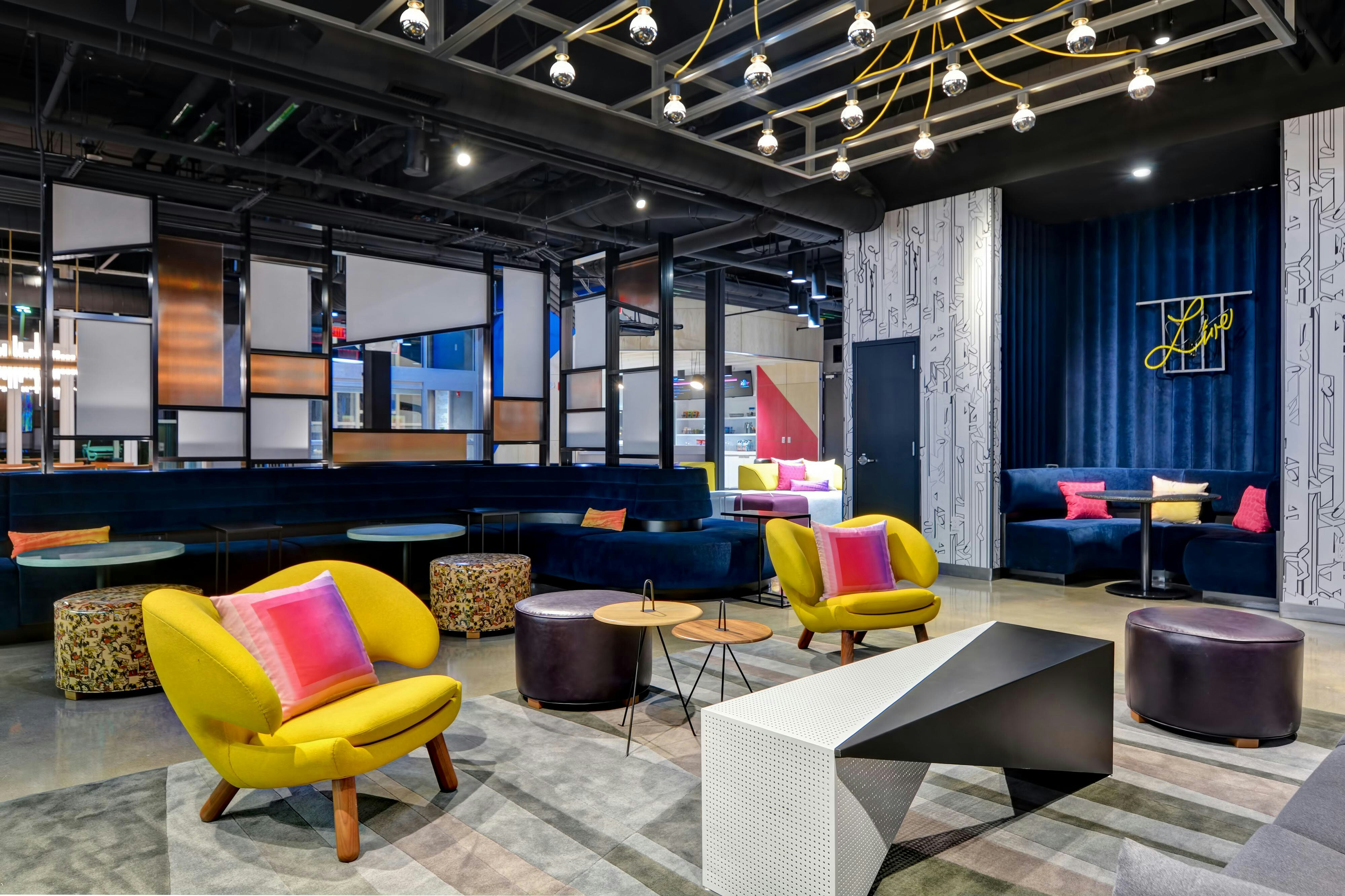 Aloft Secaucus Meadowlands 32/52