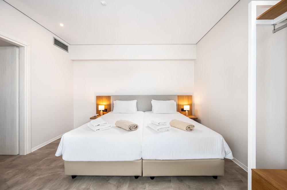 DOUBLE ROOM SUPERIOR LAND VIEW