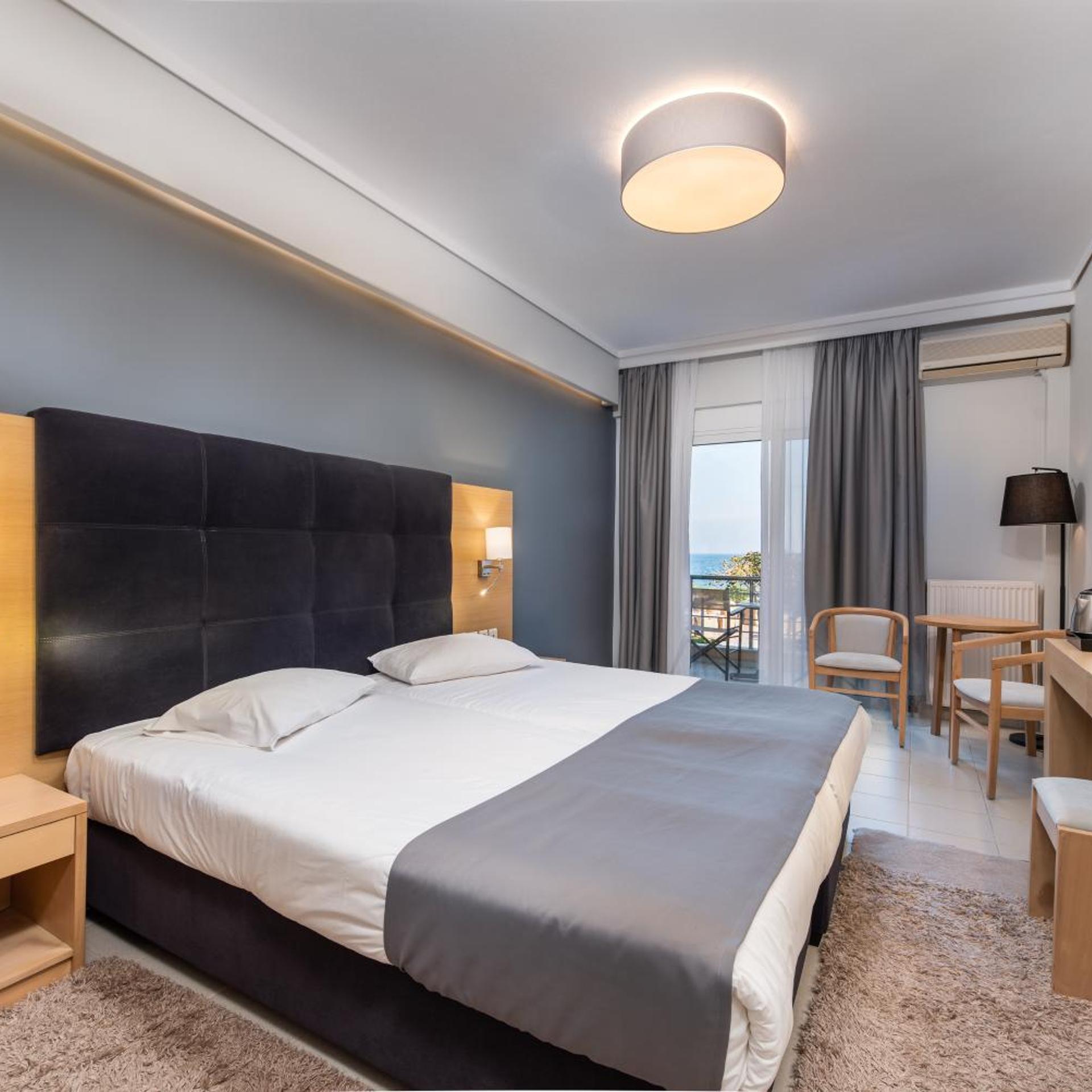 Exclusive, Double or Twin Bed, Sea View