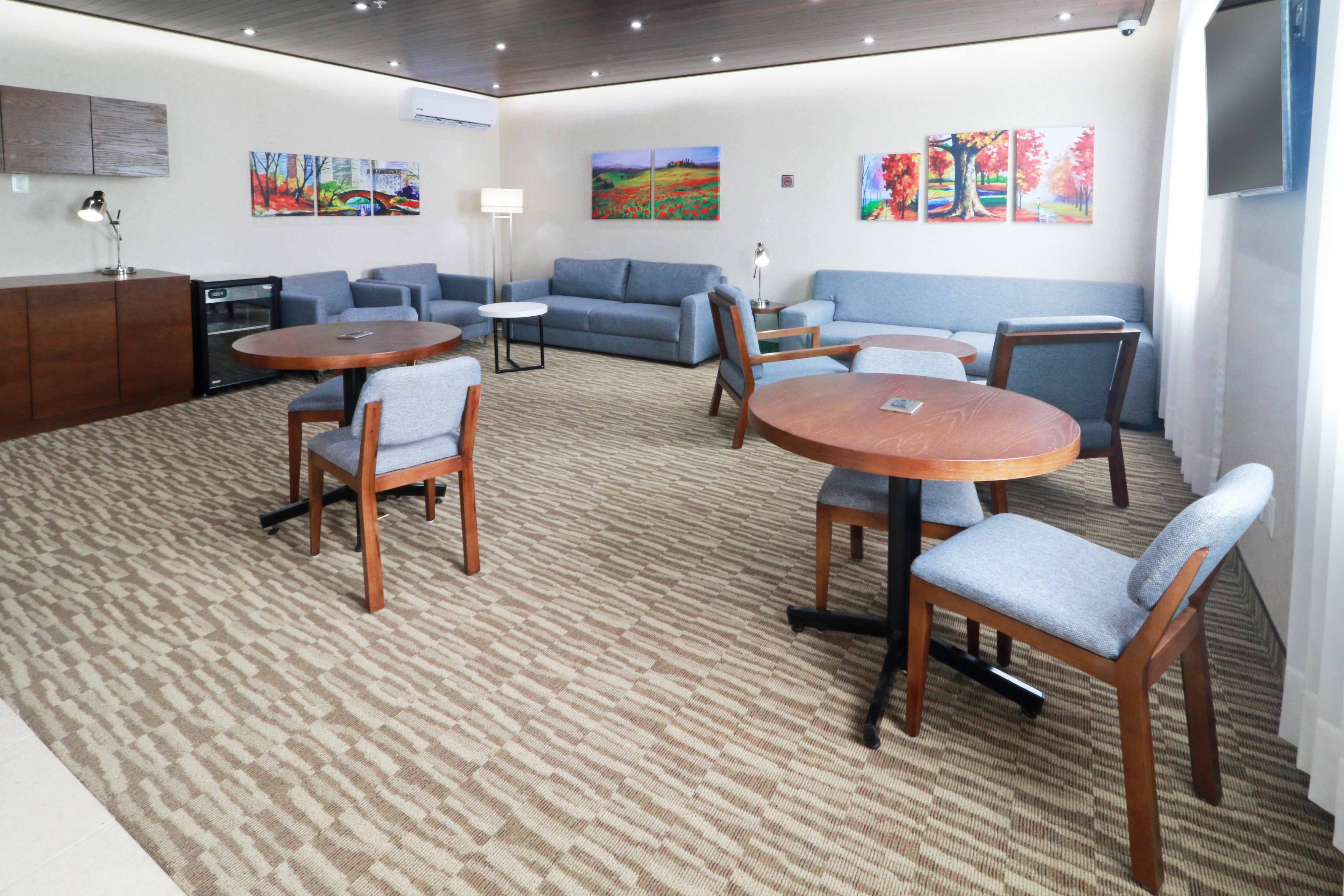 Staybridge Suites Queretaro 49/75