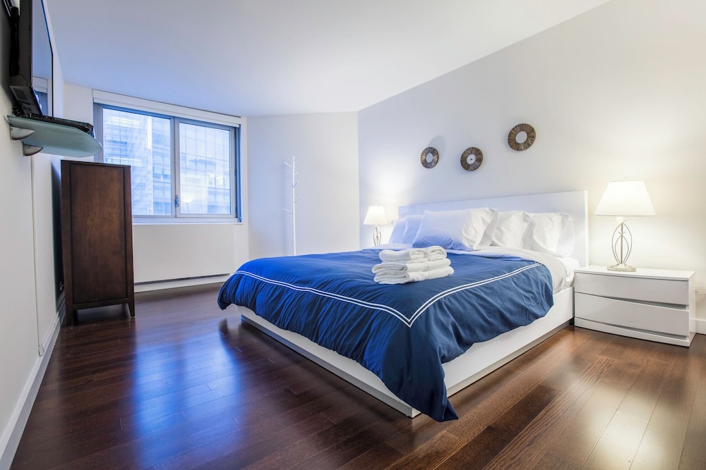 3 Bedrooms, Family, Apartment, King and Queen Bed, City View, Kitchen
