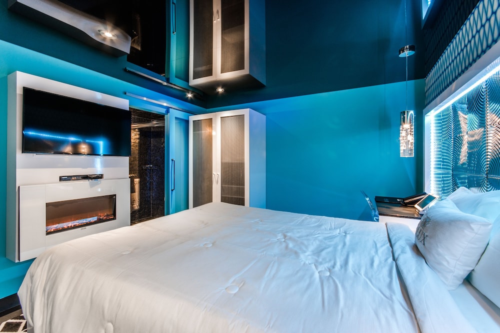 Olux Hotel Motel Suites 18/71