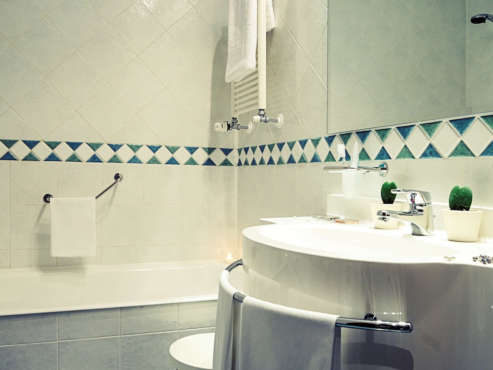 Mercure Genova San Biagio 28/72