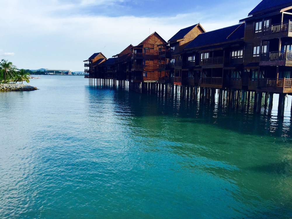 LANGKAWI LAGOON 45/50