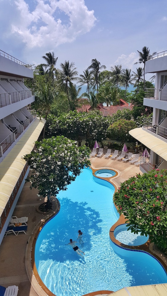 Samui First House 45/50