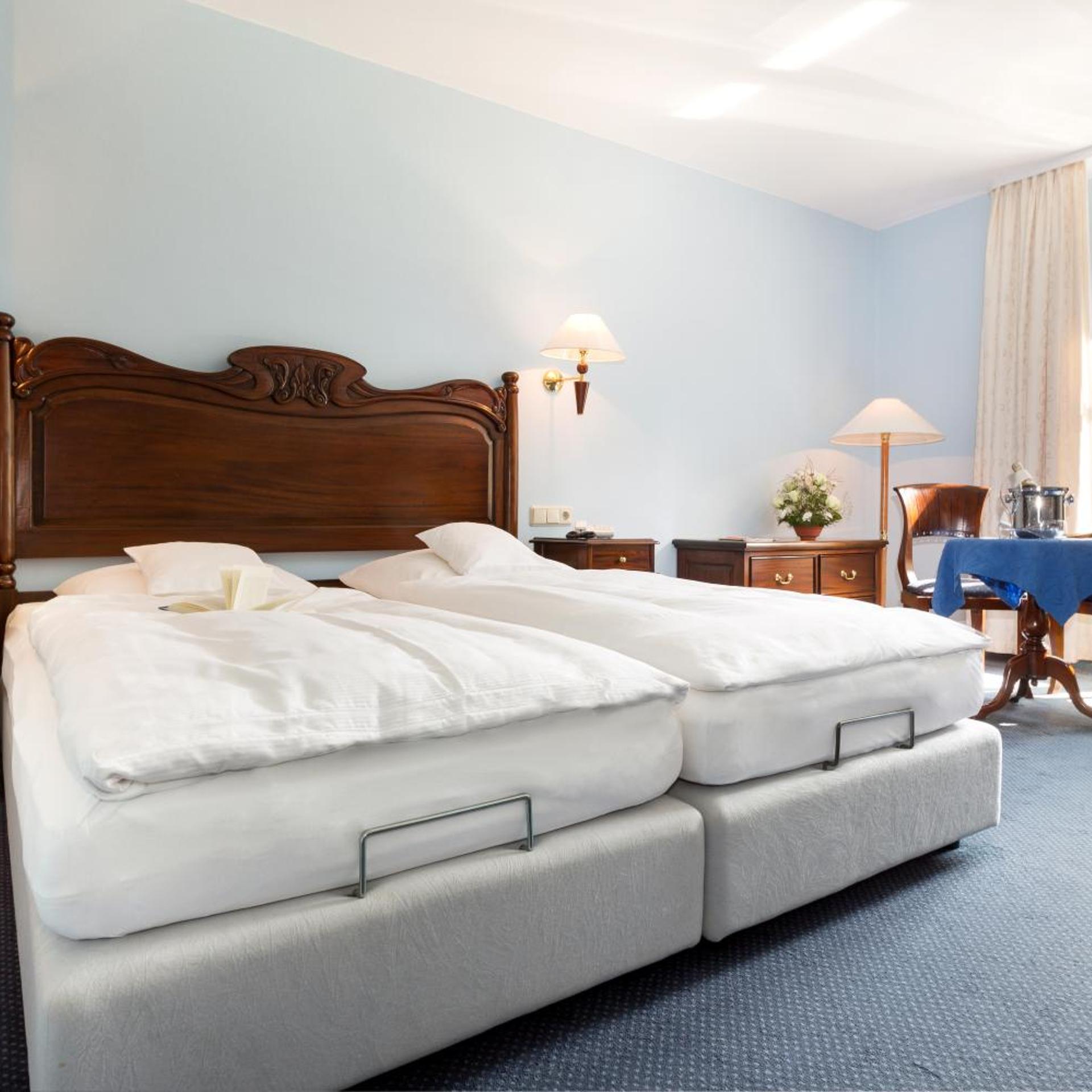 Room, Double Bed, Side Wing