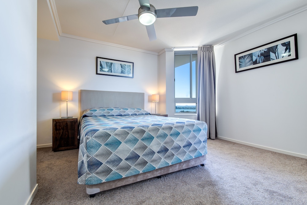 Aspect Caloundra 27/76