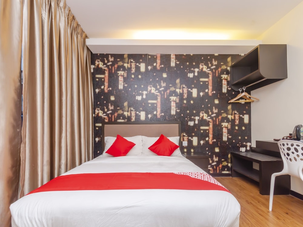 OYO 1214 Oro Hotel 9/19