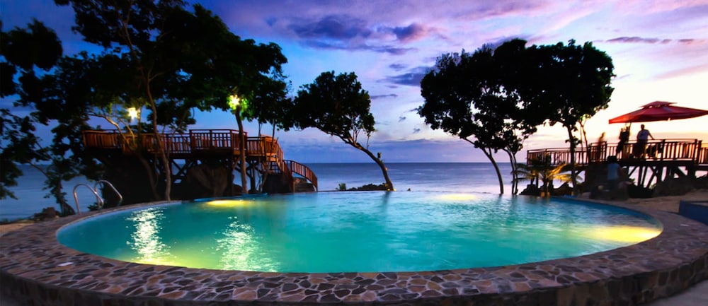 Parklane Bohol Resort and Spa 22/23