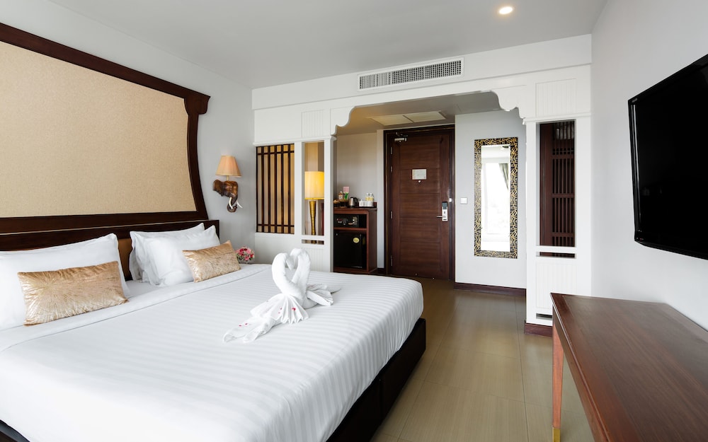 Aiyara Grand Hotel 18/77