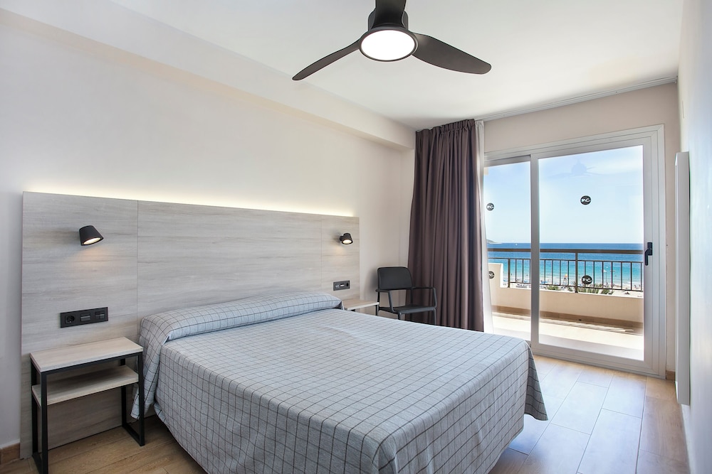 ODYSEA APARTAMENTOS 8/50