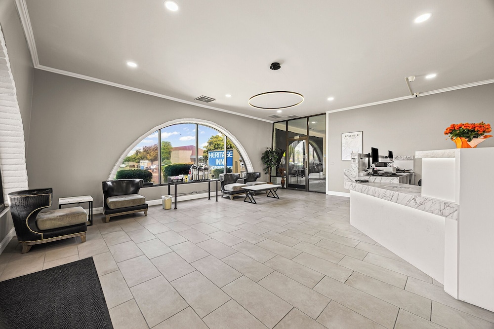 Heritage Inn Express Roseville 25/51