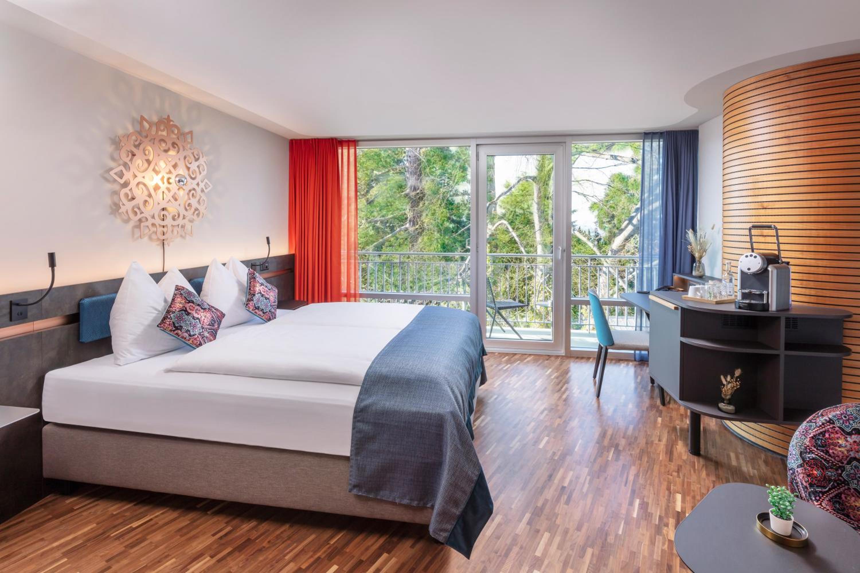 Park, Double Bed, Balcony