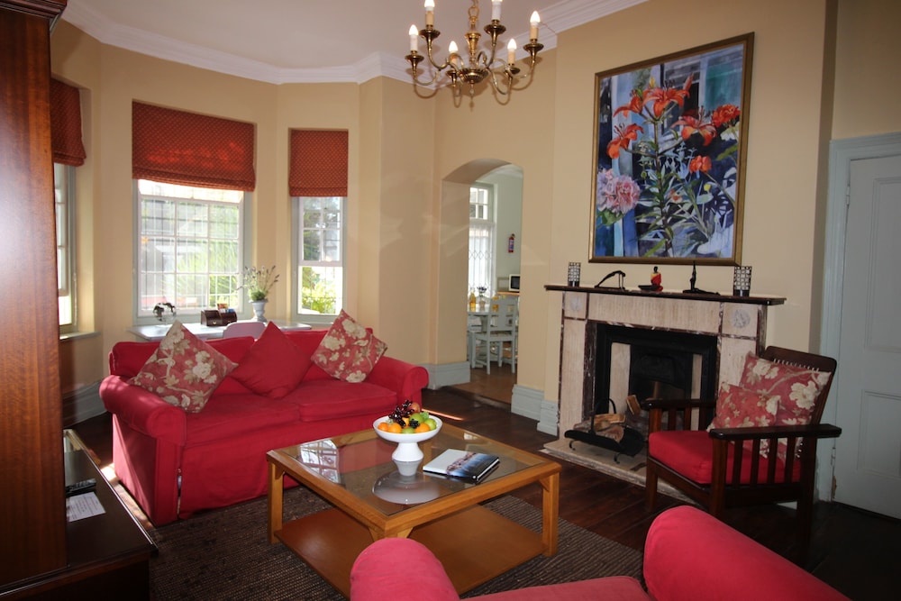 Mountain Manor Guest House 36/50