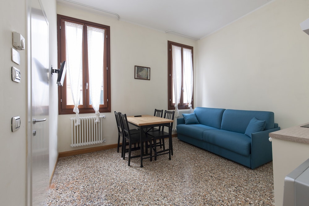 Casa Del Melograno 40/71