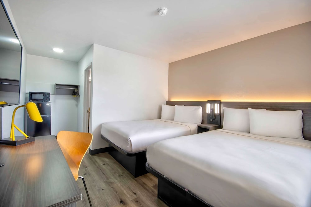 Motel6 Austin, TX - North 22/48