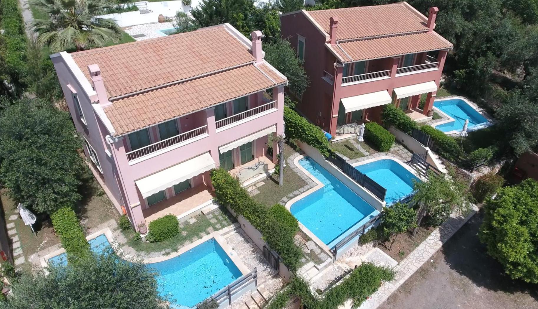 La Riviera Barbati Seaside Apartments & Private Pool Villas 4/55