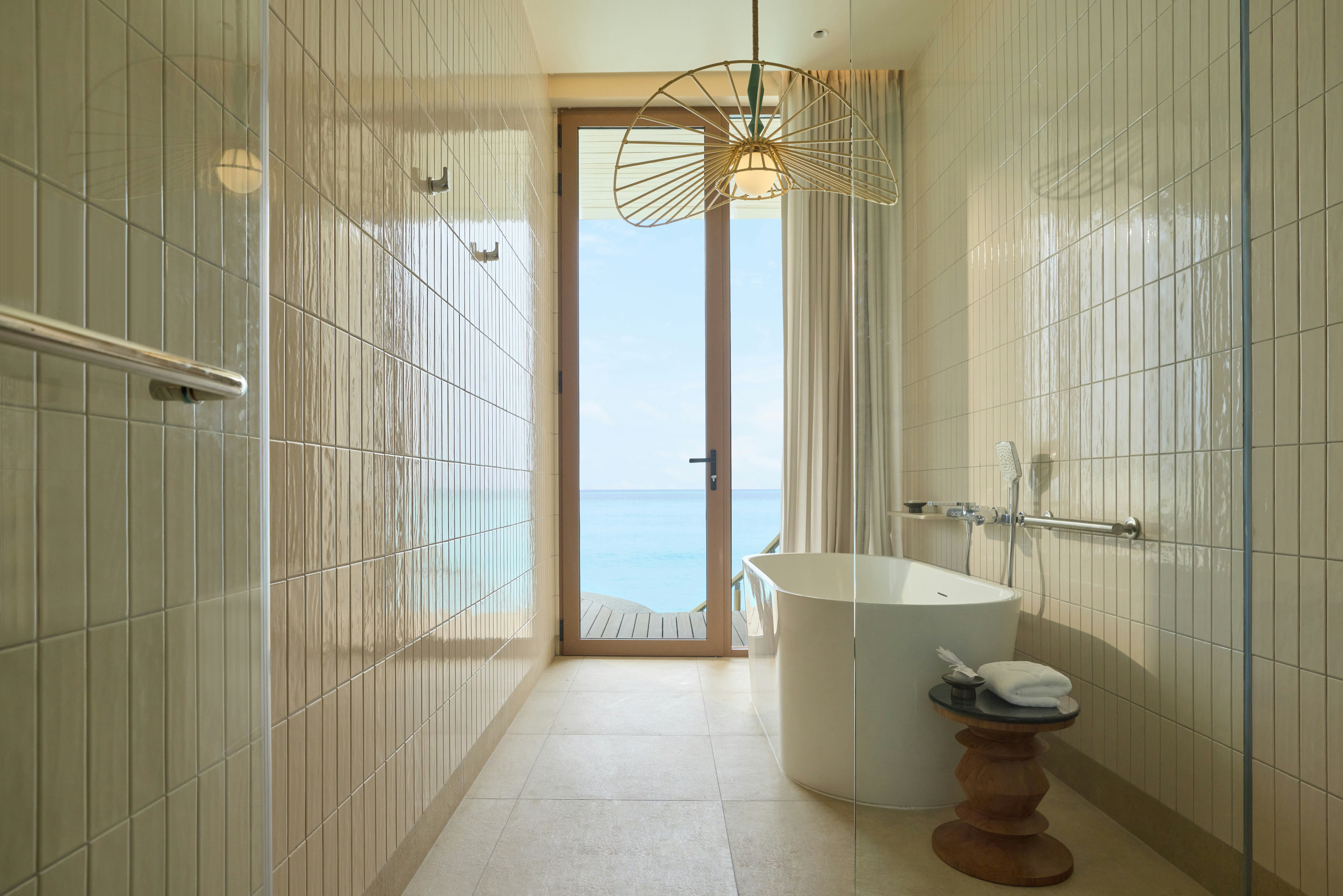 1 Bedroom, Overwater, Villa, King Bed, Hot Tub, Centara Grand Lagoon Maldives 3/3