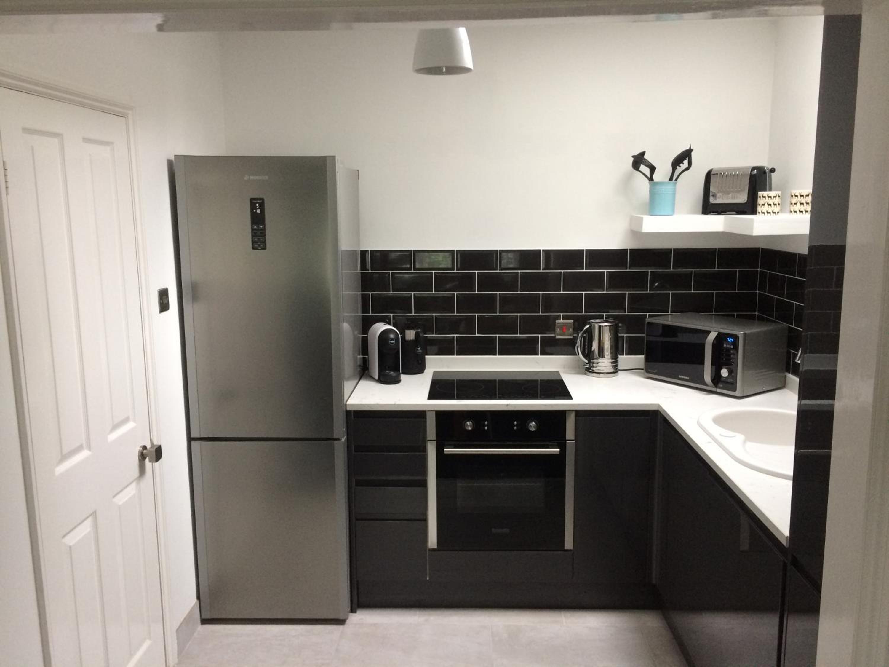 3 Summertown Court 15/17