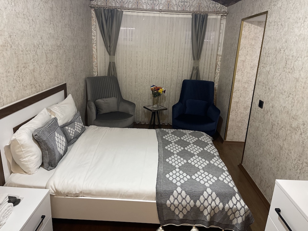 Moda Suites 11/50