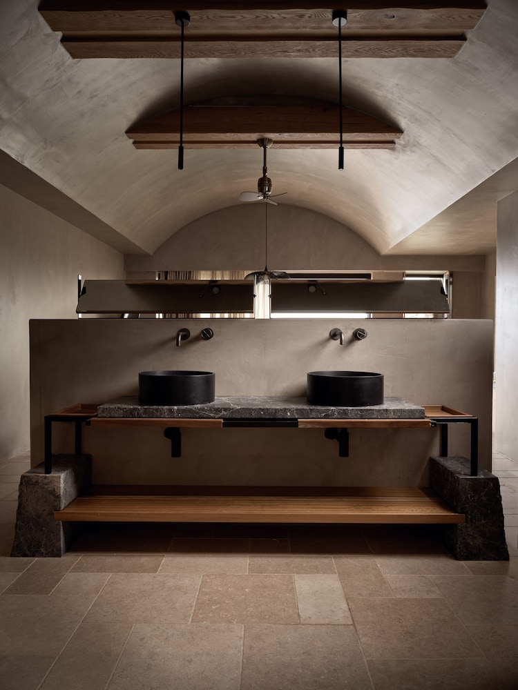 Acro Suites a Wellbeing Resort 3/50