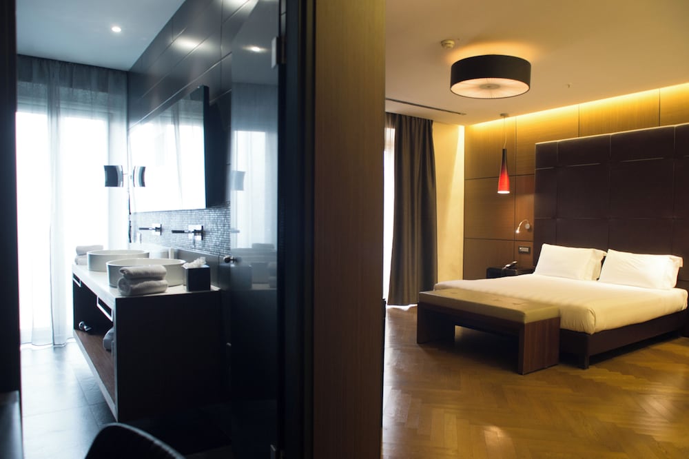 Divina Luxury Hotel 11/55