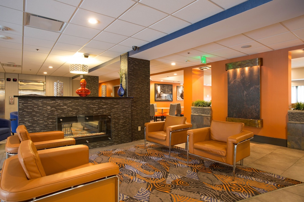 Holiday Inn Express & Suites NASHVILLE SOUTHEAST - ANTIOCH 37/70