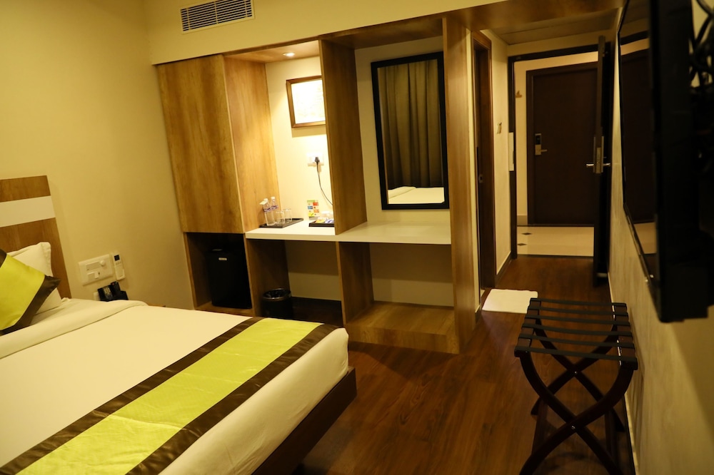 TAZ KAMAR INN 14/41