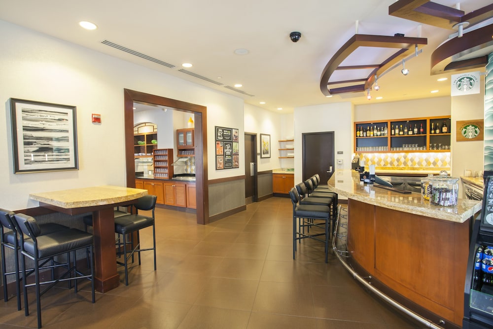 Hyatt Place Lake Mary Orlando North 33/53