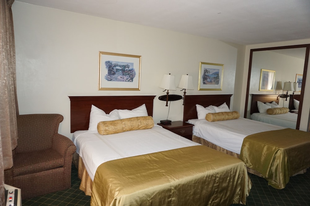 Portside Inn & Suites 11/58